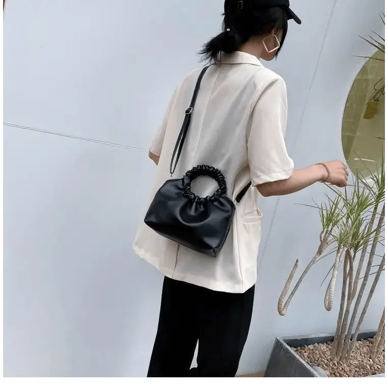 Cute Small Women's Leather Clutches Vintage Style Shoulder Messenger Bags , Handbag And Purses For Women