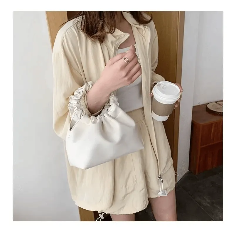 Cute Small Women's Leather Clutches Vintage Style Shoulder Messenger Bags , Handbag And Purses For Women