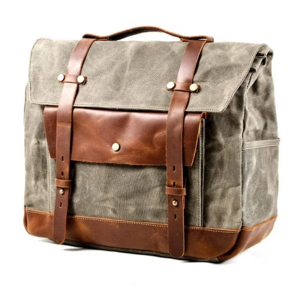 Motorcycle Bag with Vintage Design