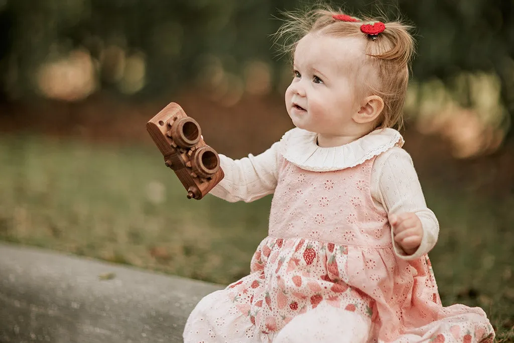 Twinkle Camera - Walnut