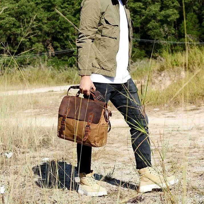 Waxed Canvas Motorcycle Bag Desperatis